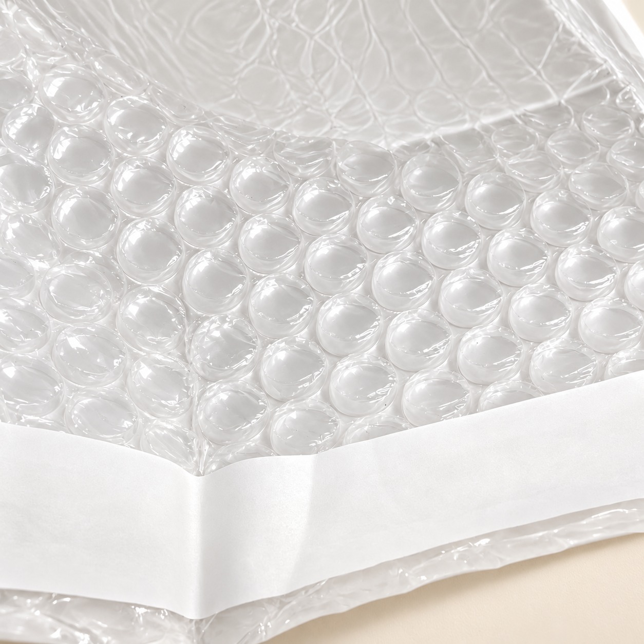 Bubble-cushioned interior